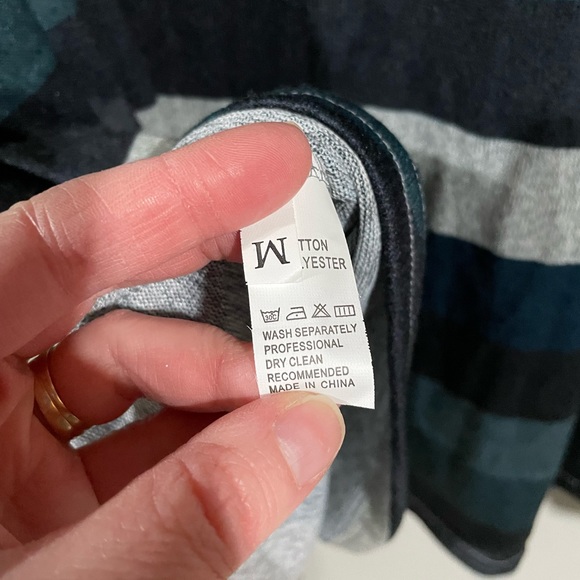 Women’s Striped Dress - Picture 2 of 10